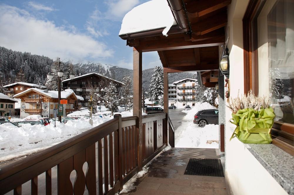 Hotel Villa Emma Madonna Exteriér fotografie